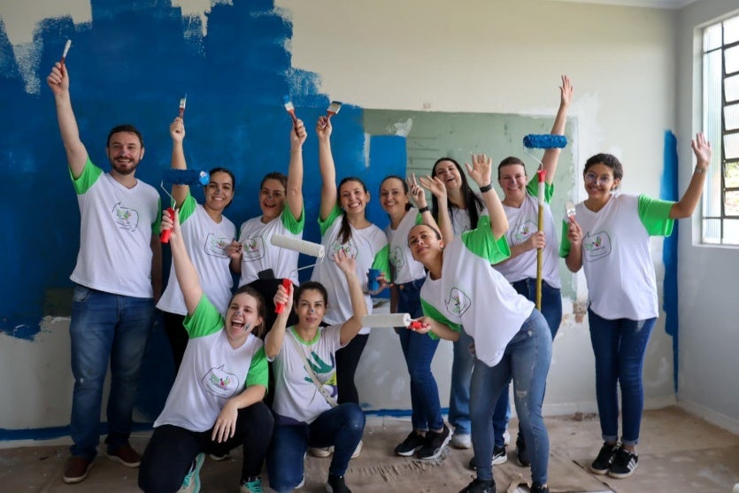 Dia de Cooperar Sicoob Arenito garante revitalização do projeto Amor é Ação