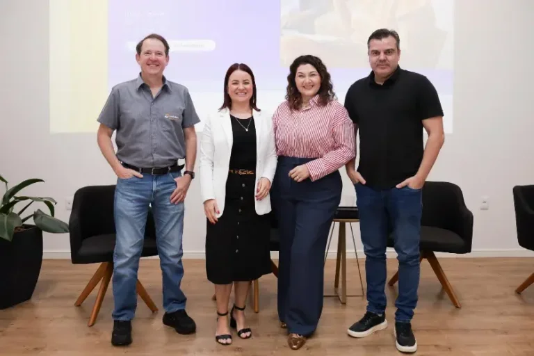 Diretores da Aciu compartilham experiências no encontro Café com Ideias de Negócios