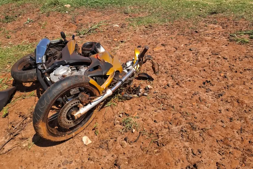 Dois homens ficam gravemente feridos em acidente com moto na PR-468 no Paraná