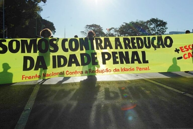 Entidade que representa pediatras se manifesta contrária à redução da maioridade penal