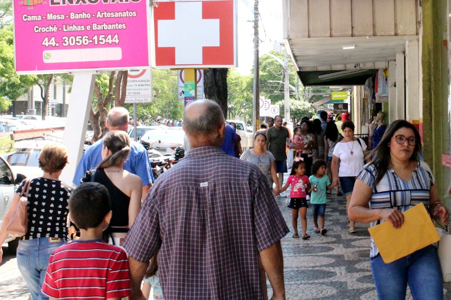 Feriado de Assunção de Nossa Senhora fecha comércio de Umuarama neste sábado