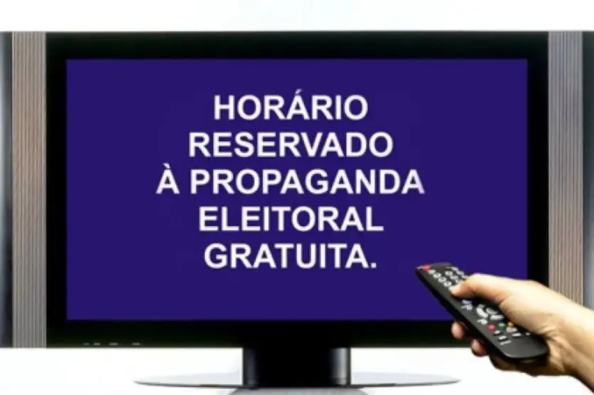 Horário Eleitoral Obrigatório sendo exibido em uma TV.