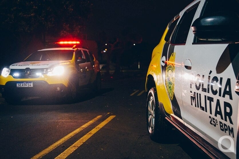 Icaraíma: Homem fica na varanda da casa da ex-mulher e tenta forçar a reconciliação