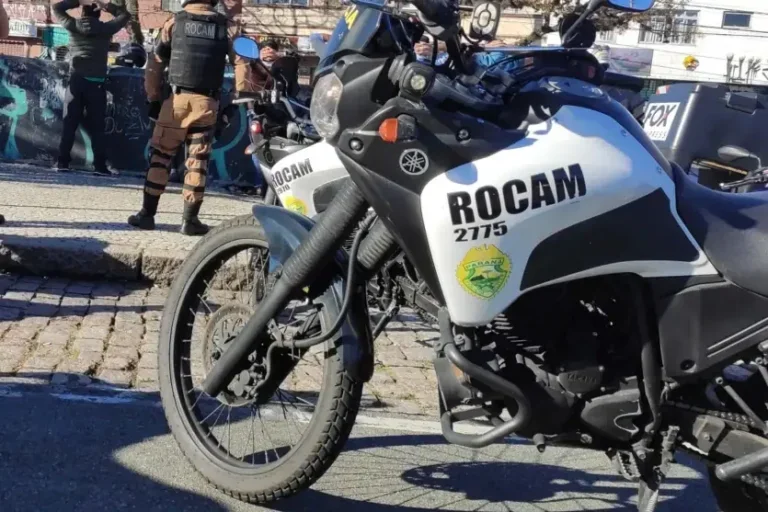 Abordagem a Rocam.