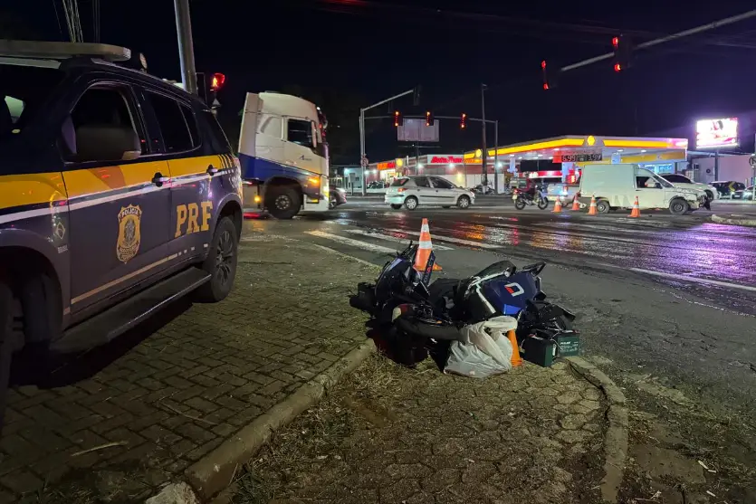 Jovem de 18 anos morre após colisão entre scooter elétrica e Fiorino