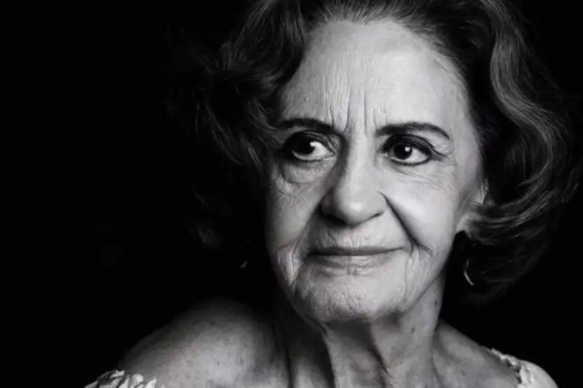 A atriz brasileira Laura Cardoso.