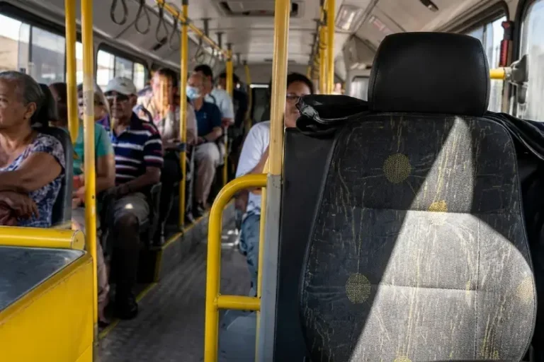 Moradores de Icaraíma fazem abaixo-assinado por retorno de motorista da Saúde
