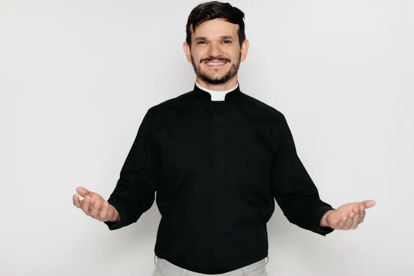 Nesta sexta tem Padre Patrick em Umuarama com espetáculo que une humor e reflexão