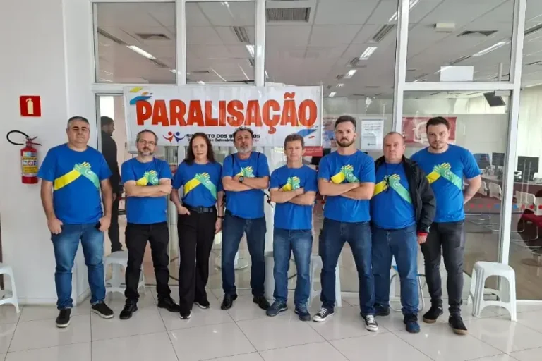 Protesto altera horário de atendimento do Bradesco em Umuarama e Assis Chateubriand