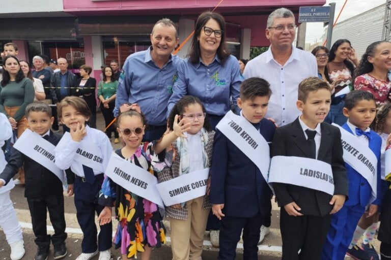 Desfile em Goioerê.