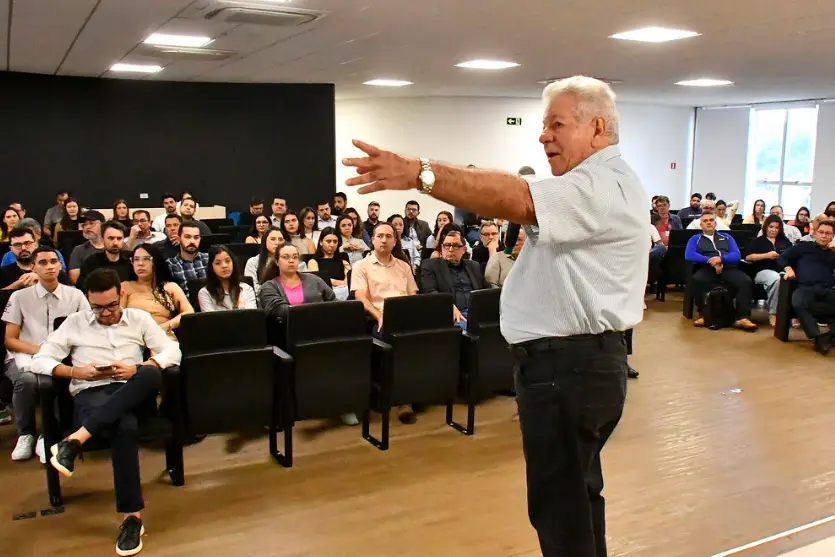 Umuarama lança plataforma digital e elimina processos físicos na Prefeitura