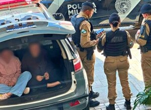 PCPR autua mulher em flagrante por furto de semijoias em prédio residencial de Umuarama