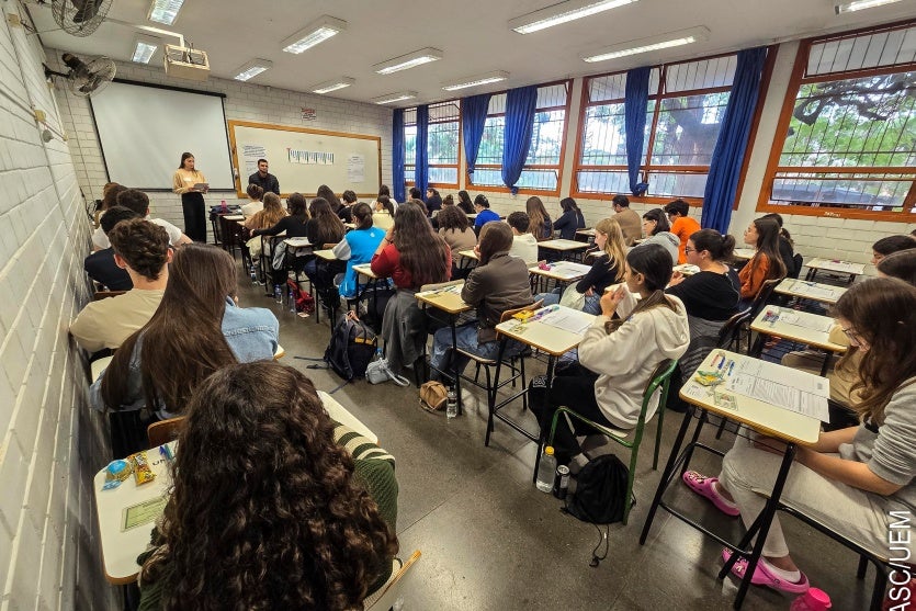 Universidades estaduais do Paraná ofertam mais de 9,5 mil vagas para 2027 em 347 cursos