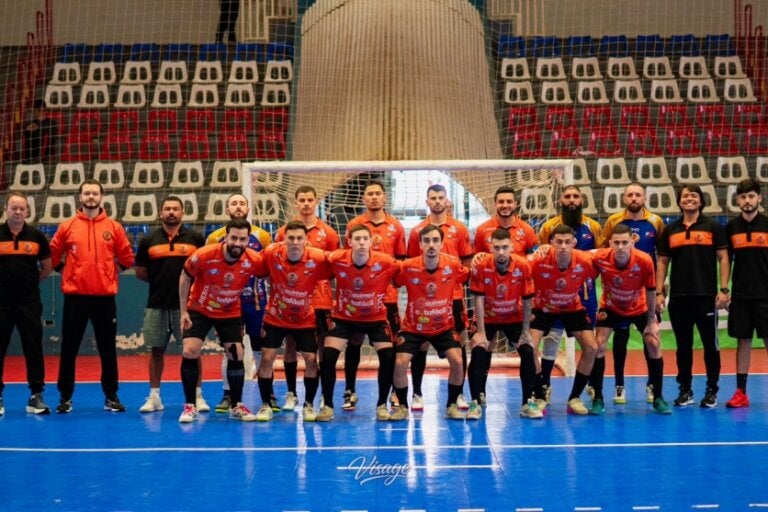 Equipe do Noroeste Futsal em quadra.