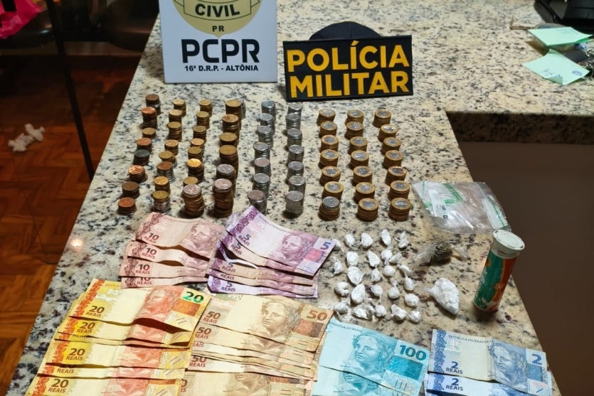 Drogas e dinheiro apreendidos em Altônia.