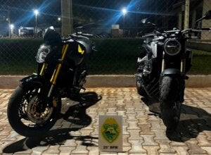 Motos apreendidas por escapamento irregular em Umuarama.