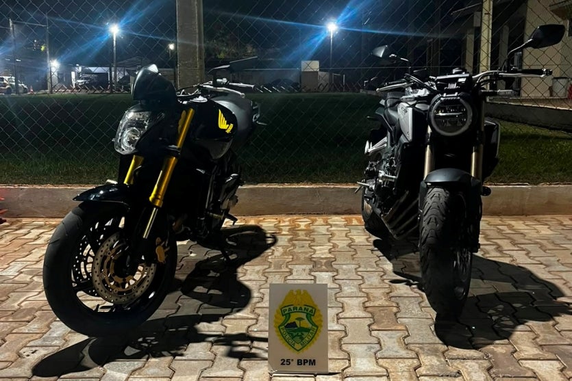 Motos apreendidas por escapamento irregular em Umuarama.