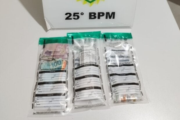 Tirzepatida apreendida pela PM em Umuarama.