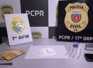 Cocaína e crack apreendidos em Mariluz.