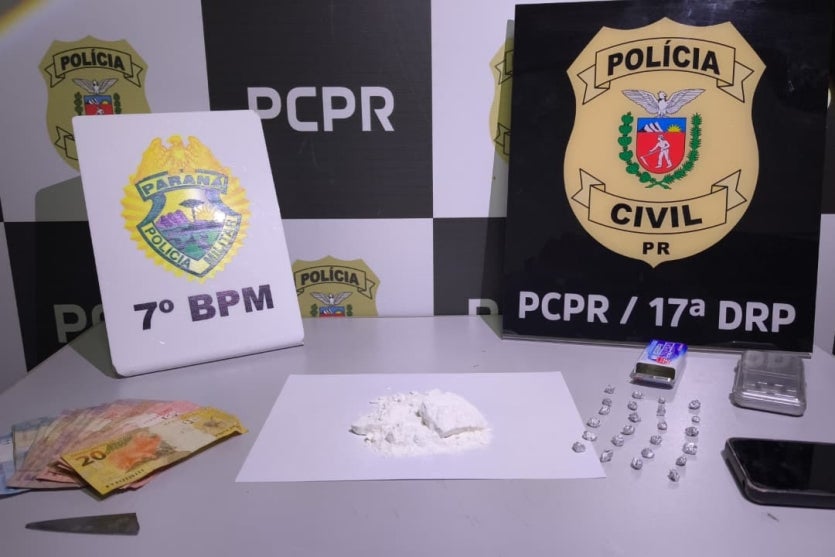 Cocaína e crack apreendidos em Mariluz.