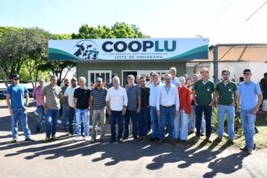 Trabalhadores da Cooplu.