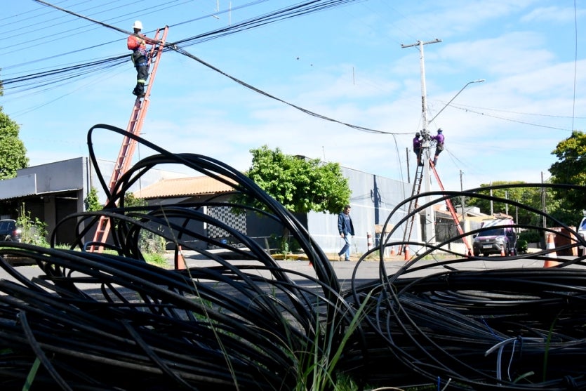 Recolhimento de fios em Umuarama.