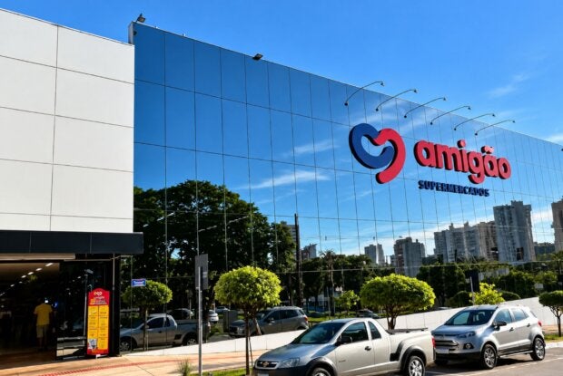 Amigão Supermercados realiza mutirão de empregos para pessoas com deficiência em Umuarama