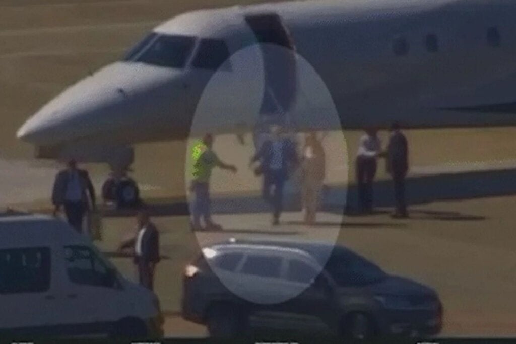 Moraes e esposa viajaram em avião ligado a sócio do Banco Master, de Daniel Vorcaro
