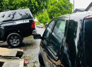 PM recupera carro com alerta de roubo durante patrulhamento em Umuarama