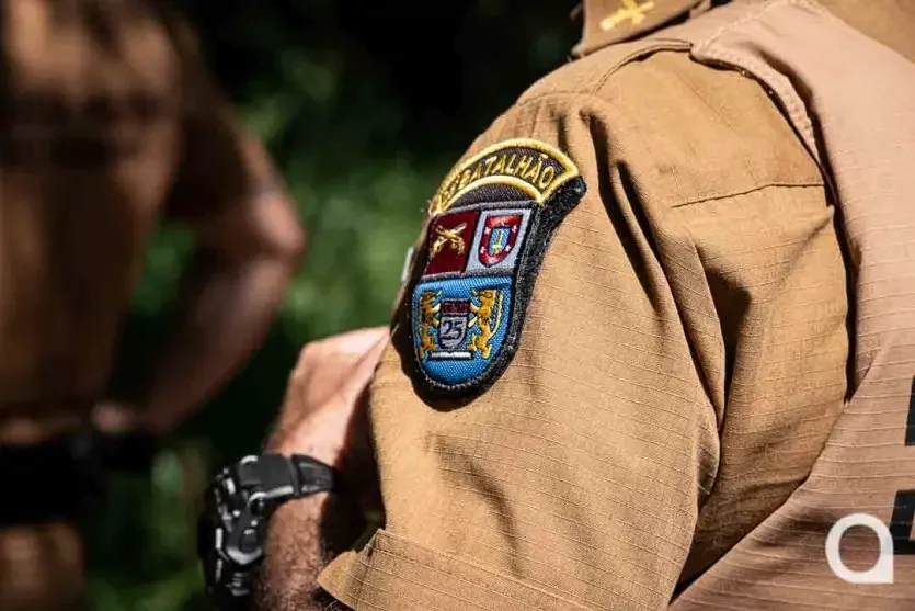 Homem aciona PM em Iporã após enteado fazer ameaças e arremessar pedra em garagem