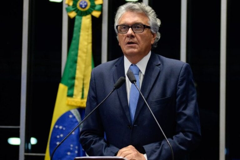 Ronaldo Caiado é internado em São Paulo após diagnóstico de faringite aguda