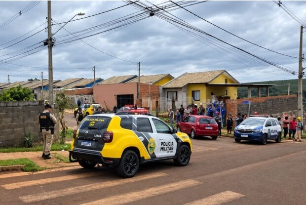 Vizinhos derrubaram muro para tentar salvar menino atacado e morto por cão; saiba mais
