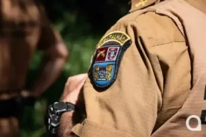 Policiais militares em Umuarama.