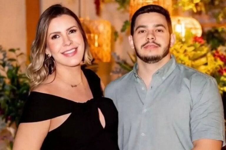 Médica é encontrada morta a facadas em apartamento onde estava com filho de 8 meses