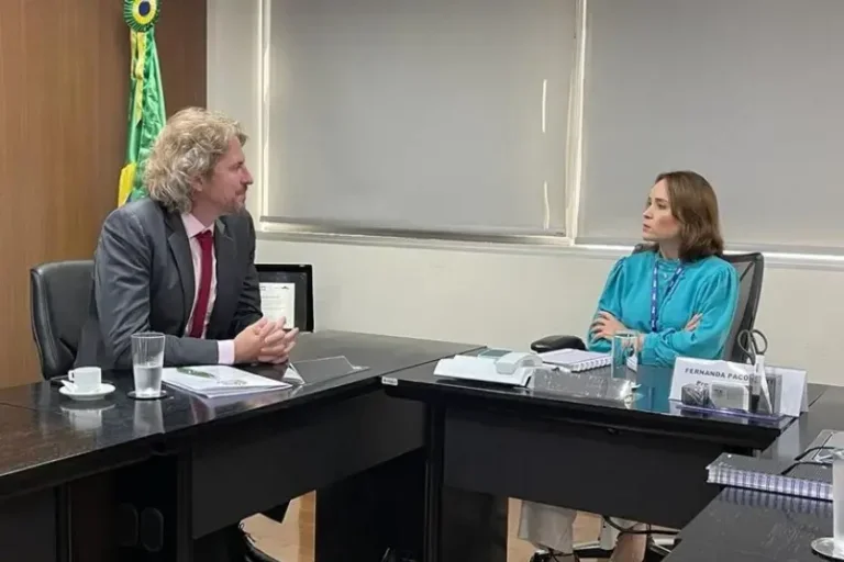 Duas novas creches ampliam estrutura da educação infantil em Umuarama com articulação de Zeca Dirceu