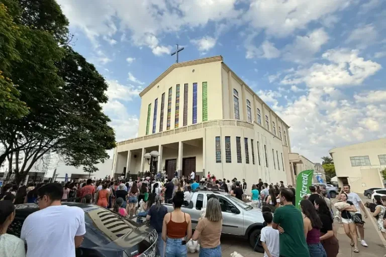 Festa de São Francisco de Assis terá novena, quermesse, bênção dos animais e leilão