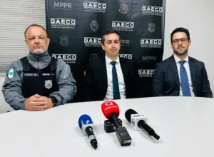 Gaeco apreende drogas e celulares em operação contra chefias da Polícia Penal em Umuarama