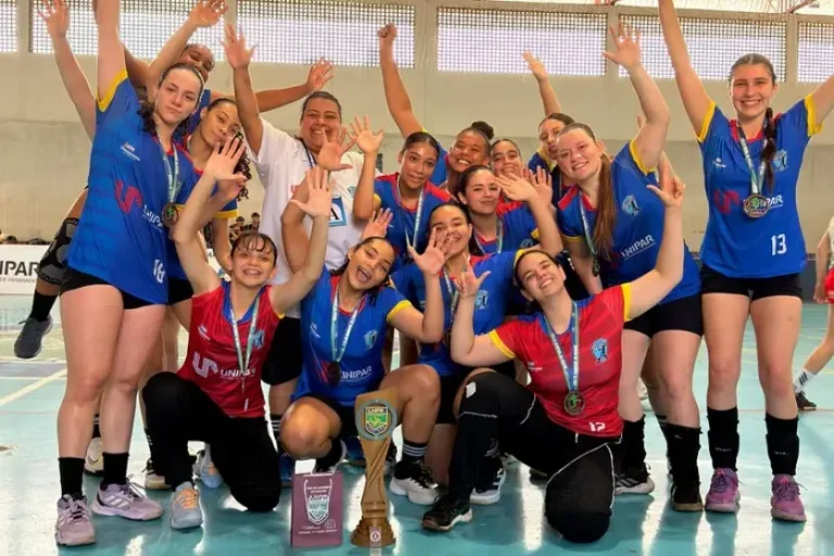Handebol feminino de Umuarama conquista bronze no Paranaense Juvenil 2026