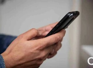 Ladrão furta celular, vítima rastreia e PM procura suspeito em Umuarama