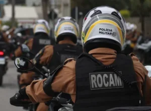 Motos irregulares e fuga de abordagem mobilizam PM na madrugada em Umuarama