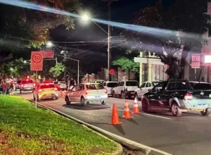 Operação Lei Seca aborda 90 motos e recolhe sete em Umuarama