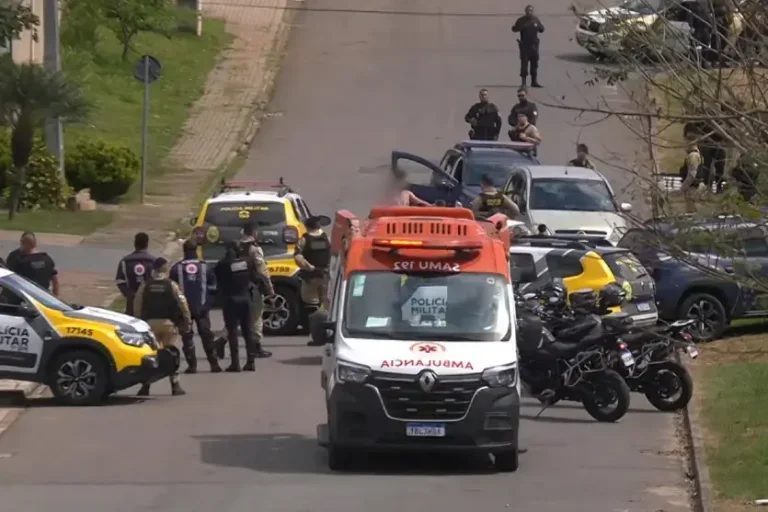 Pai é preso após manter filho de 2 anos refém dentro de carro no Paraná