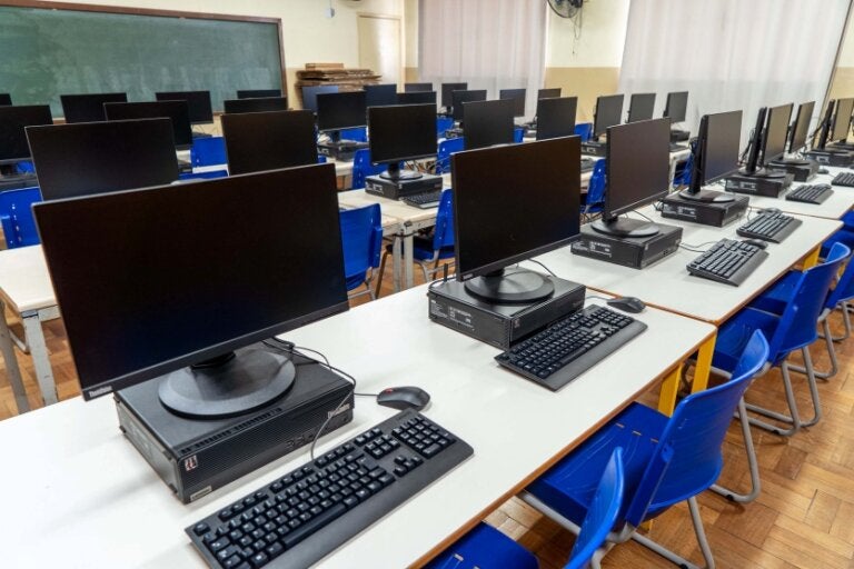 Paraná aplica Simulado Momento Enem para 118 mil alunos da rede estadual