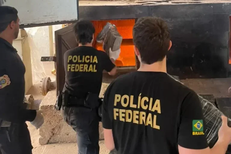 PF destrói mais de 10 toneladas de drogas em Guaíra; 50 toneladas foram incineradas em 2026