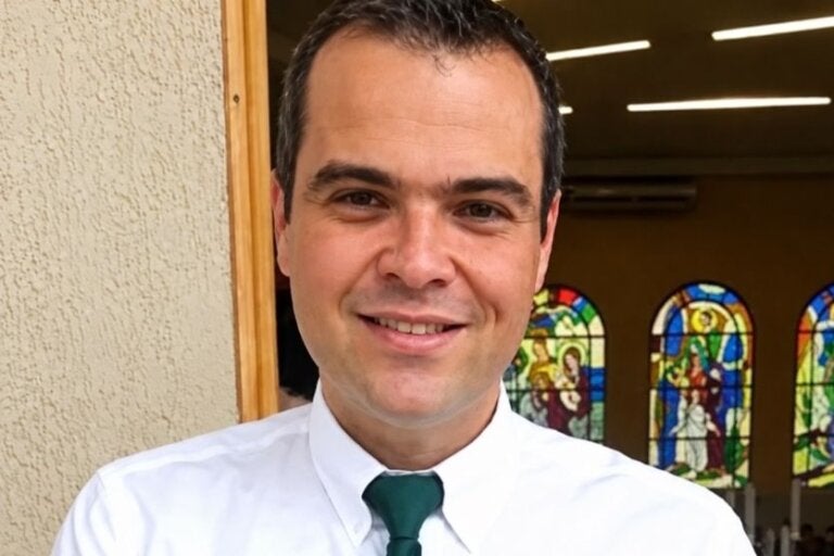 Advogado Rafael Paião morre após estrutura de quadra de tênis desabar em Umuarama