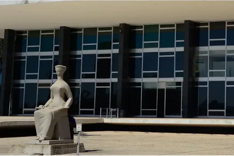 Segunda Turma do STF forma maioria para manter afastamento do diretor-geral da PF