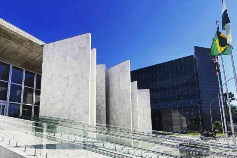 Levantamento do TCE sobre R$ 1,2 bilhão em shows no Paraná vira projeto na Câmara dos Deputados