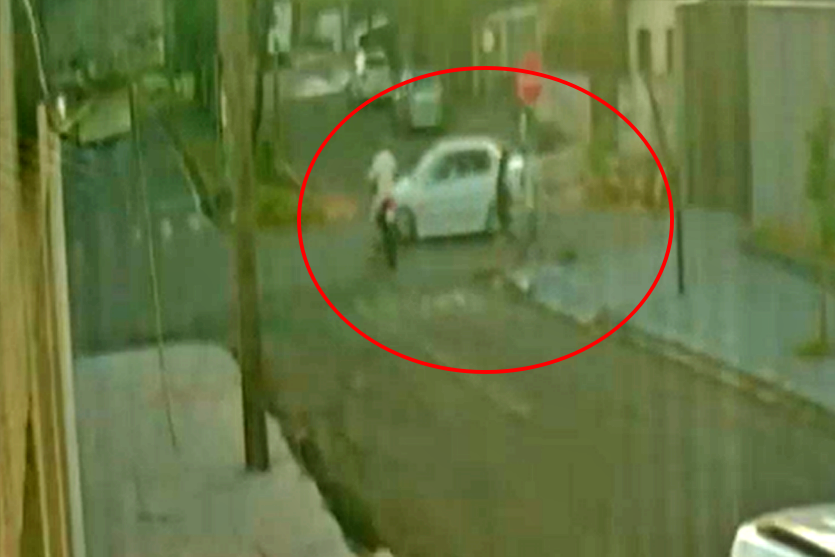 Vídeo mostra momento em que moto bate na lateral de carro em Umuarama