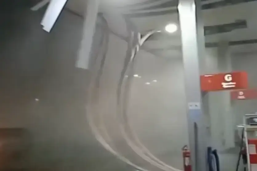 Vídeo: mais de 200 residências são afetadas por forte temporal em Alto Paraíso