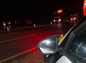 Local de colisão traseira na PR-323.